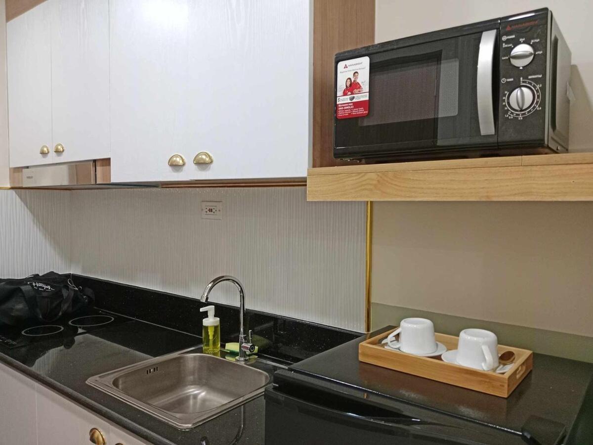 Homefort Twin Bed - Red Residences Makati 1146 * Manila